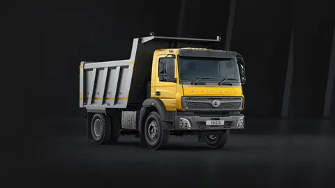BharatBenz 1923C